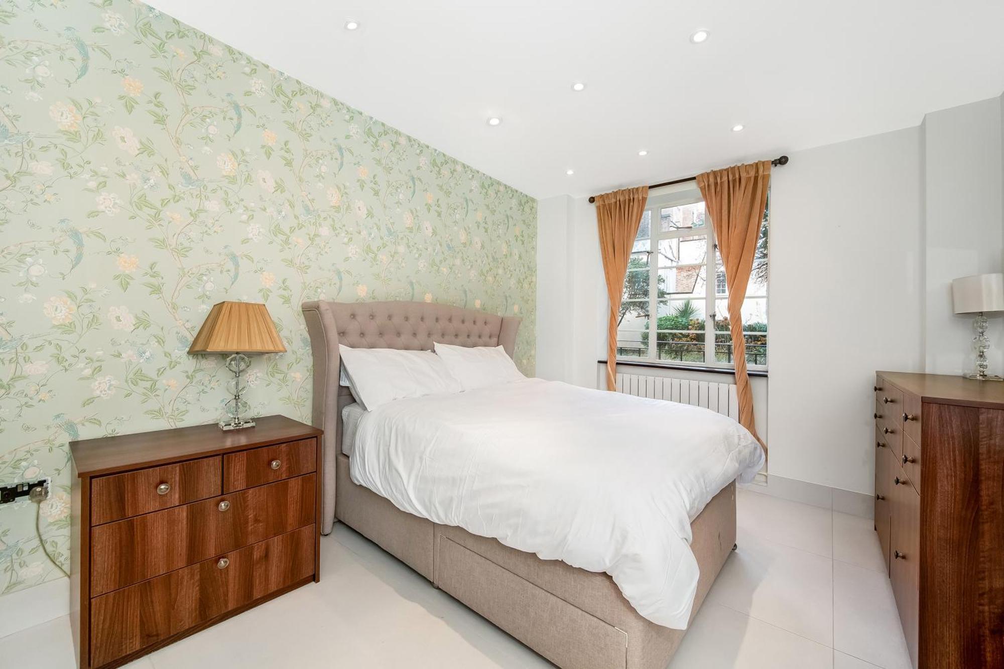 Elegance By The Park Apartment London Exterior photo